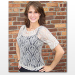 Top-Down Sheer Sweater di Iris Schreier : clicca qui