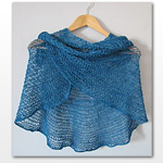Storm Cloud Shawlette-free di Hanna Breetz : clicca qui