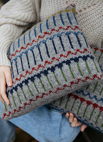 pb58: Homecoming Flower Garden Cushion pb58: Homecoming Flower Garden Cushion