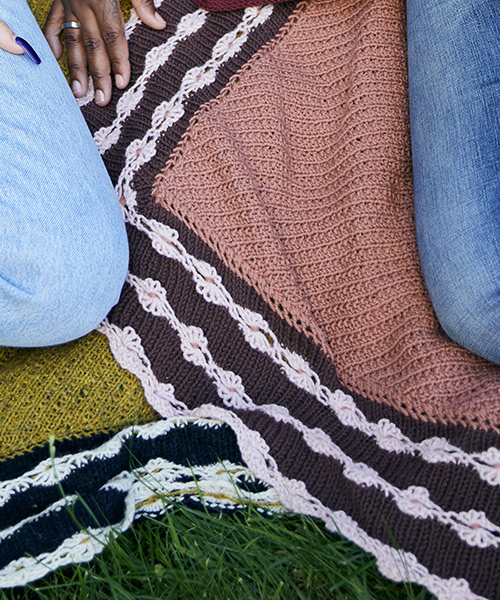 pb69: Romashka Blanket pb69: Romashka Blanket