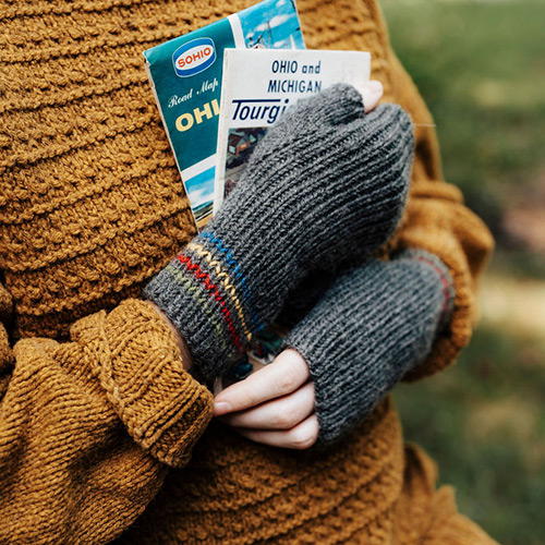 pb81: Trail Marker Mitts