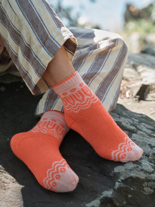 rk26 28 Nicola Furey : Springtide